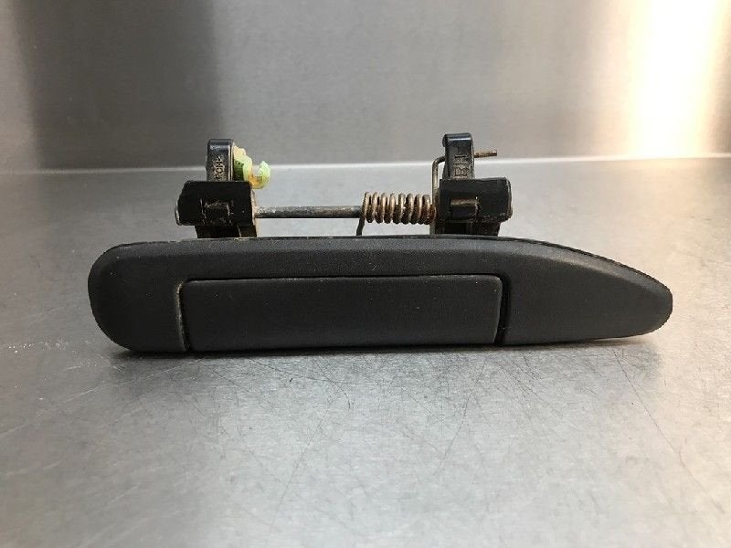 POIGNEE EXTÉRIEURE DROIT Nissan Patrol GR (Y61), Utilisé, Droite, Nissan