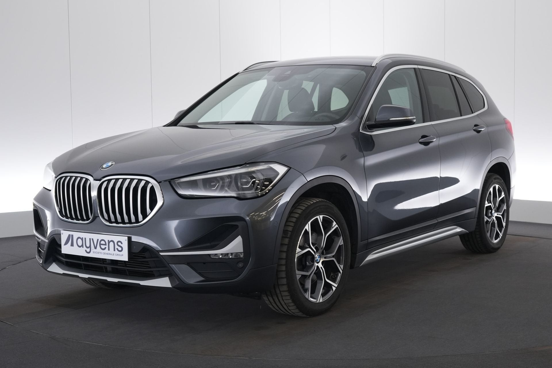 (1YQT704) BMW X1, Auto's, Euro 6, Lichtsensor, Bedrijf, 5 deurs