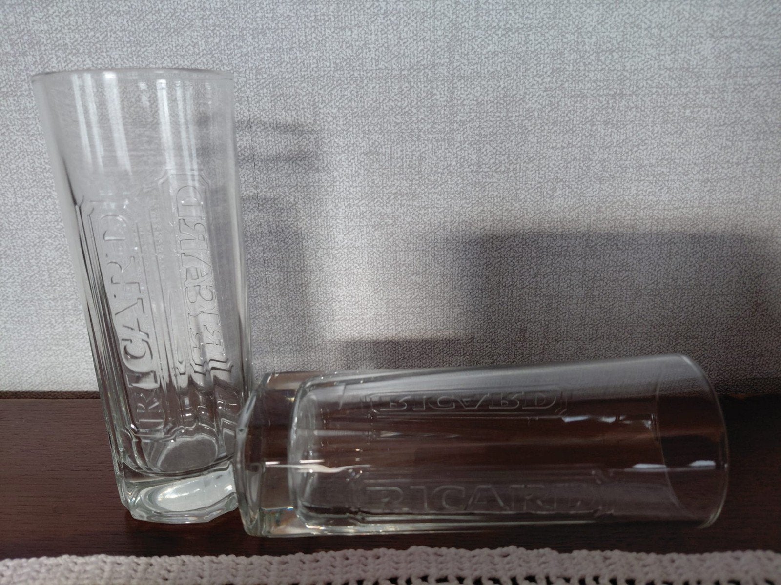 Waterkannen + lange glazen Ricard, Ophalen, Zo goed als nieuw, Borrel- of Shotglas