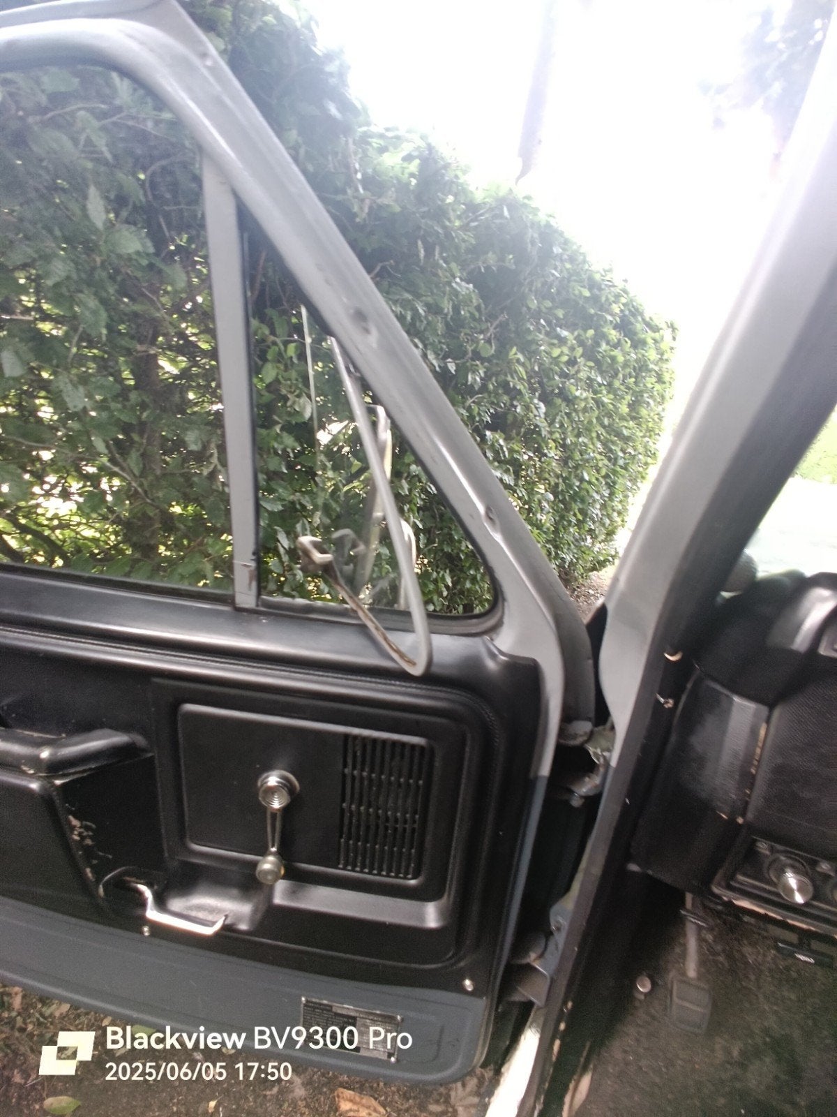 iconische '83 Bullnose F350, foto 6