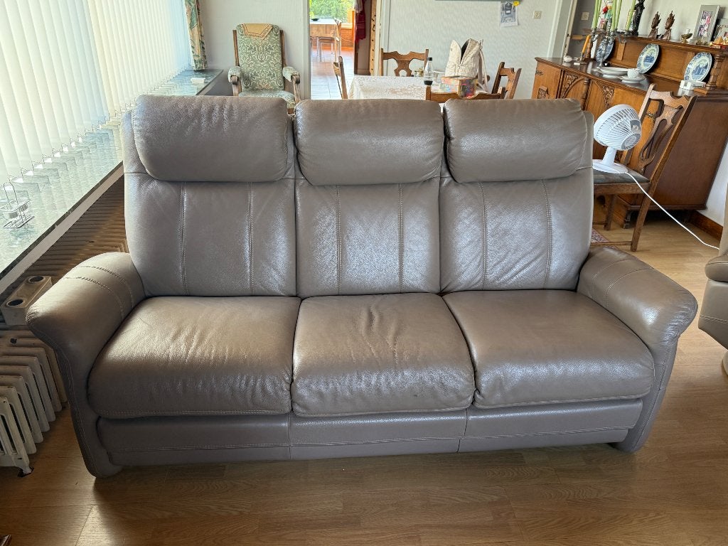 Leren zetelset te koop: 2-zit, fauteuil en 3-zit (taupe), Tijdloos design, Gebruikt, Ophalen of Verzenden, Leer