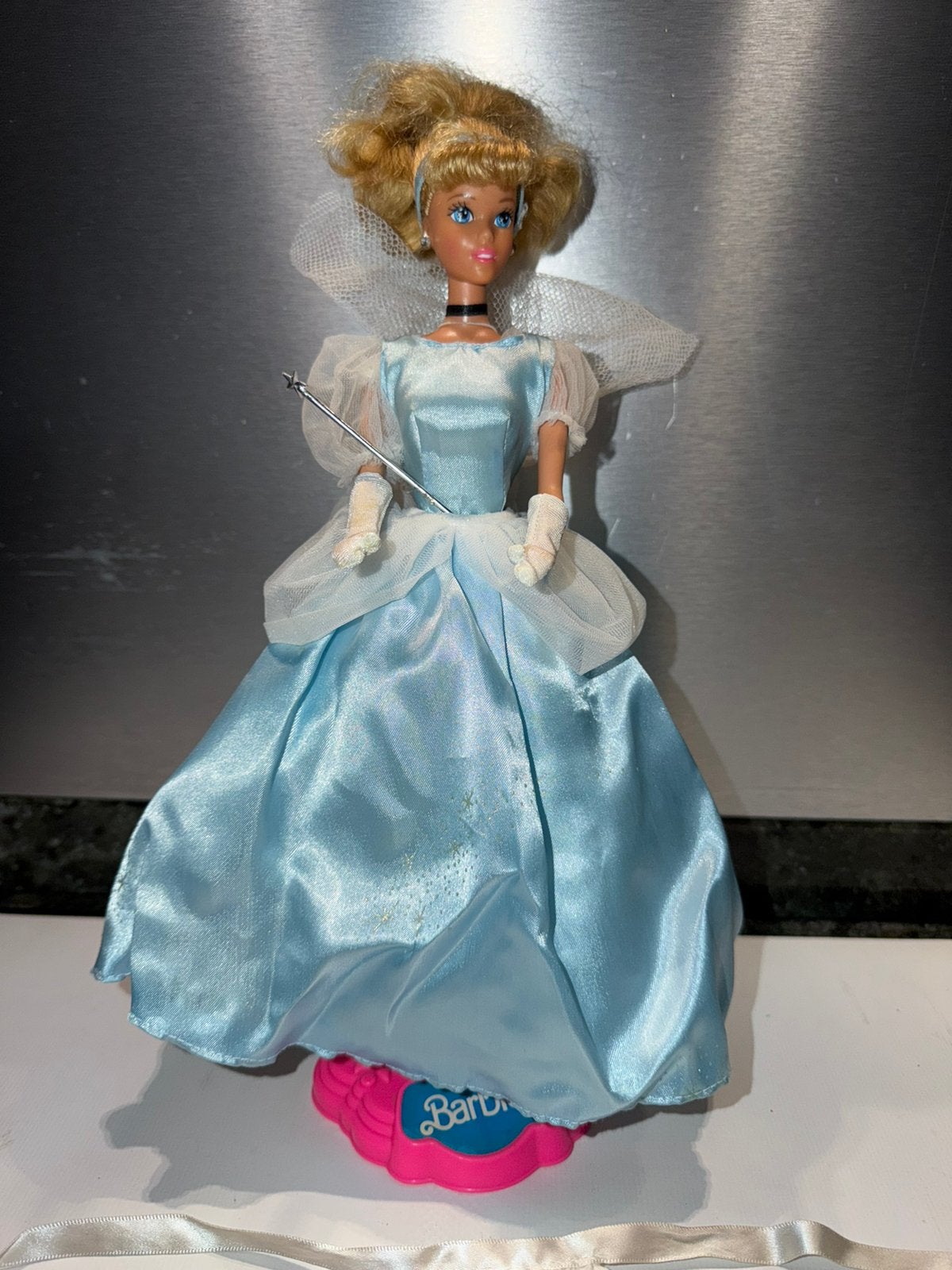 1991 Mattel Disney Classics Assepoester Barbie, Verzamelen, Poppen, Ophalen of Verzenden, Gebruikt, Pop