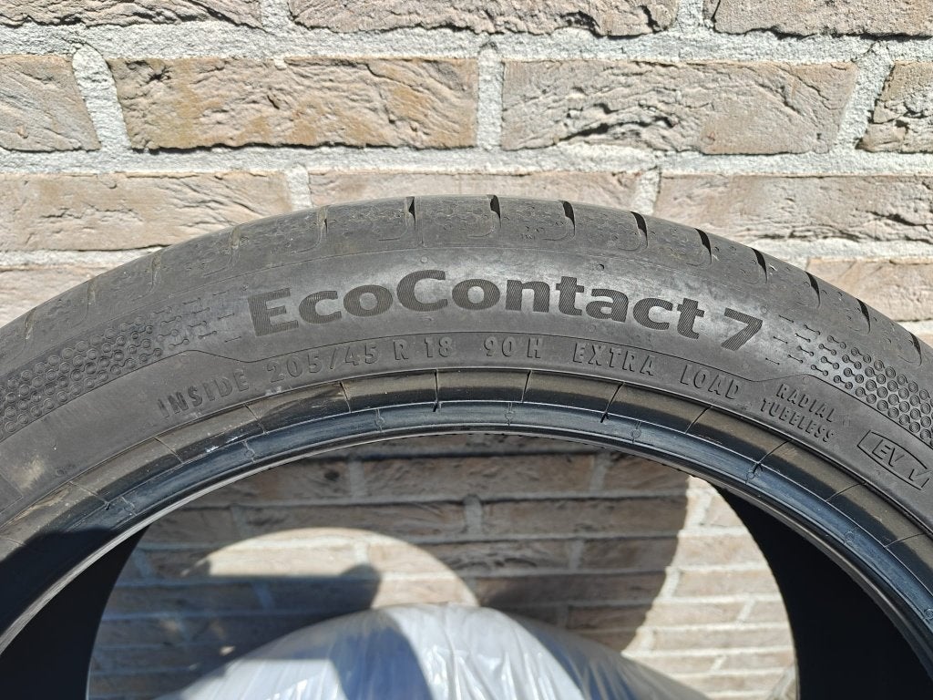 ​4 Pneus Continental EcoContact7 205/45 R18 90H XL - 500km, Véhicule de tourisme, Pneus été, 205 mm, Enlèvement
