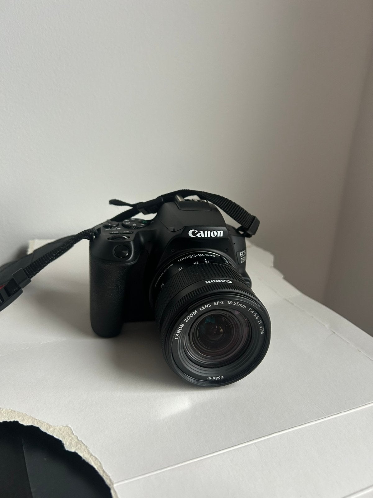 Canon eos 250D, Ophalen, Zo goed als nieuw, Canon