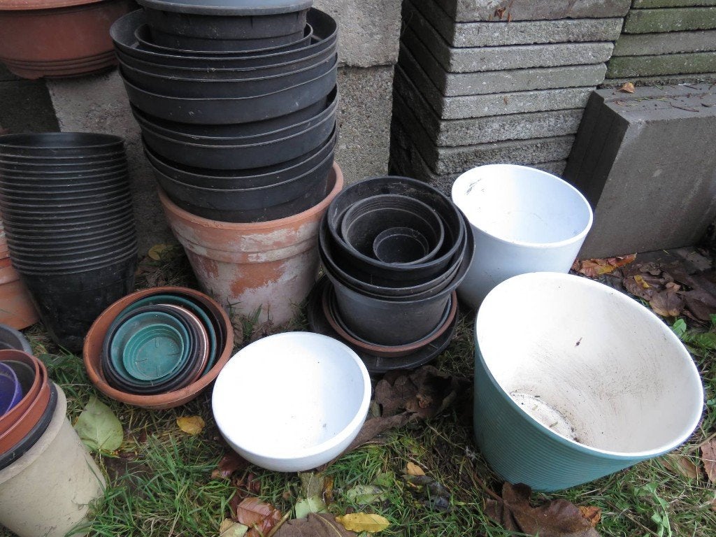 bloempotten en schaaltjes, Enlèvement, Utilisé, Poterie