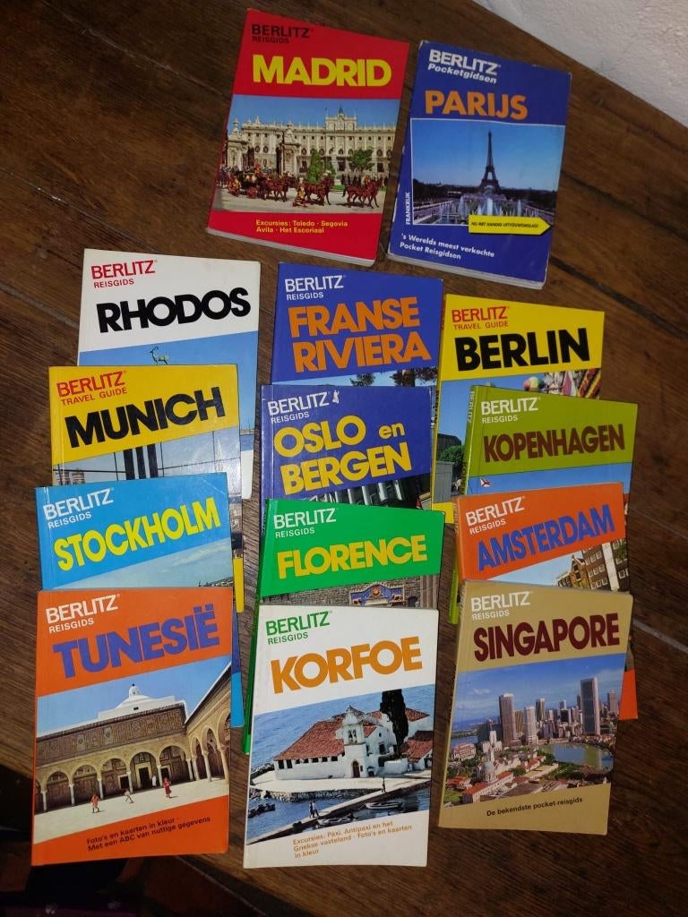 14 boeken Berlitz reisgids, nieuwstaat, Ophalen of Verzenden, Nieuw, Benelux, Reisgids of -boek