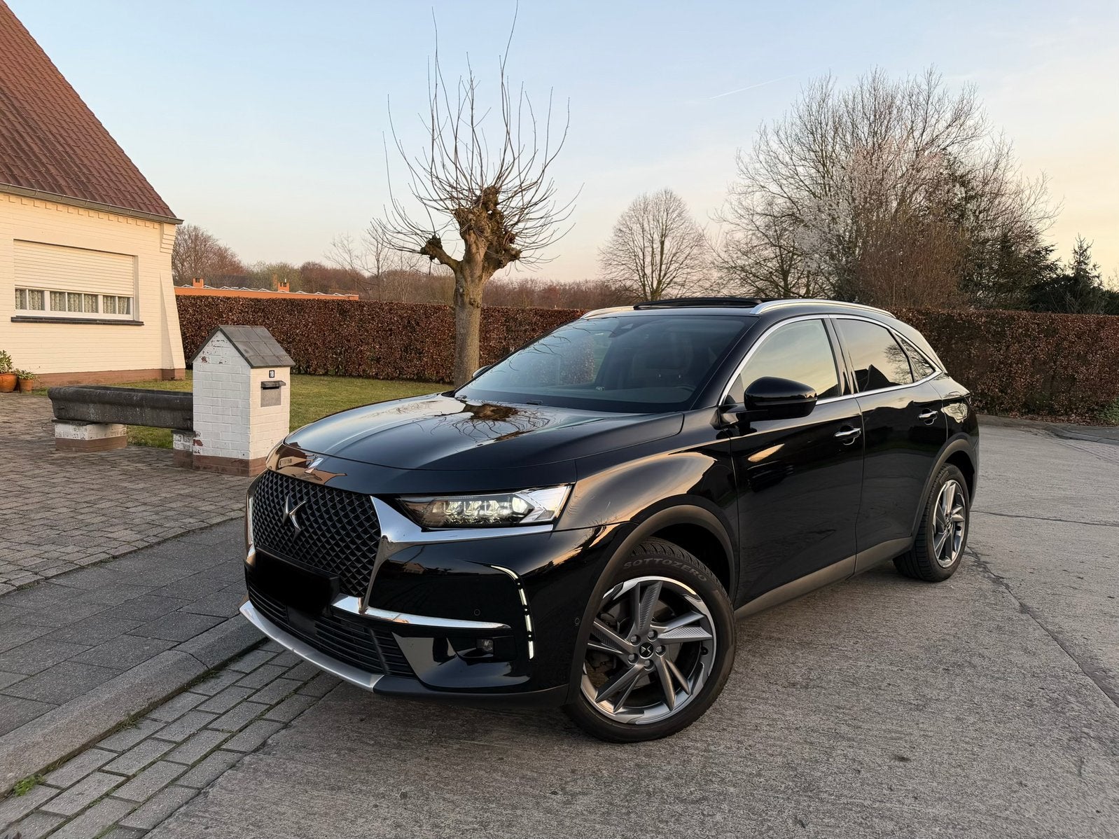 DS7 4x4 E-tense Hybrid, FULL OPTION, Auto's, Automaat, Dealer onderhouden, Zwart, Leder
