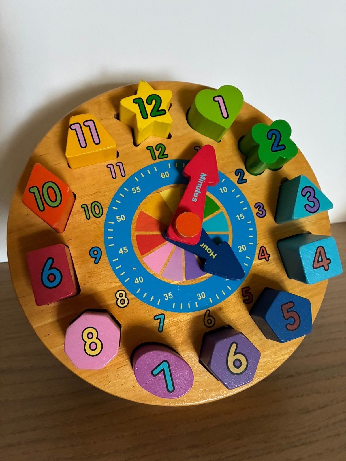 Educatieve houten klok met uitneembare vormblokken, Enlèvement, Comme neuf