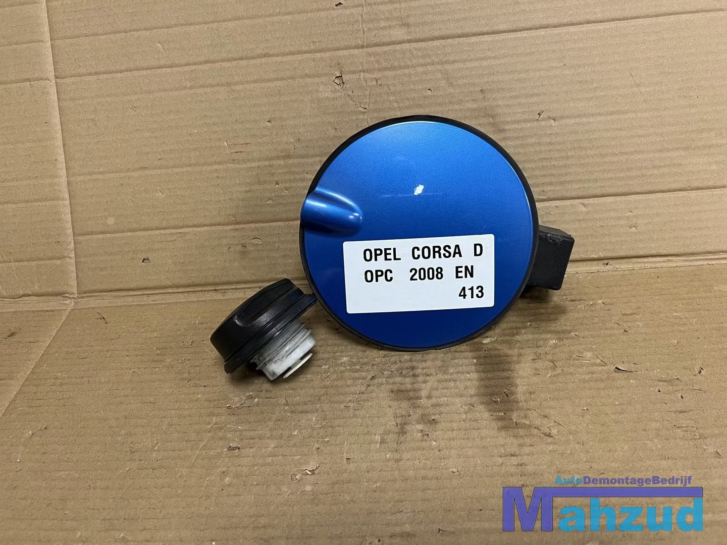 OPEL CORSA D BLAUW Z291 OPC VXR tankklep 2006-2015, Opel Automobile GmbH, Opel, Bahnhofsplatz 1
65423  Russelsheim am Main, DE