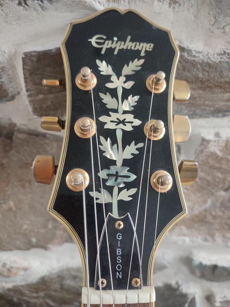 Epiphone Sheraton, Muziek en Instrumenten, Epiphone