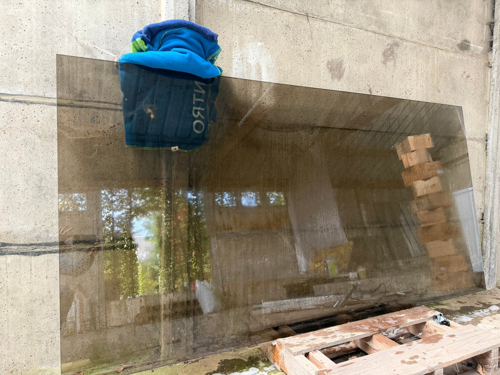 Projectmateriaal - fumé glas, Doe-het-zelf en Bouw, Ophalen, Minder dan 25 mm, Overige typen, Zo goed als nieuw