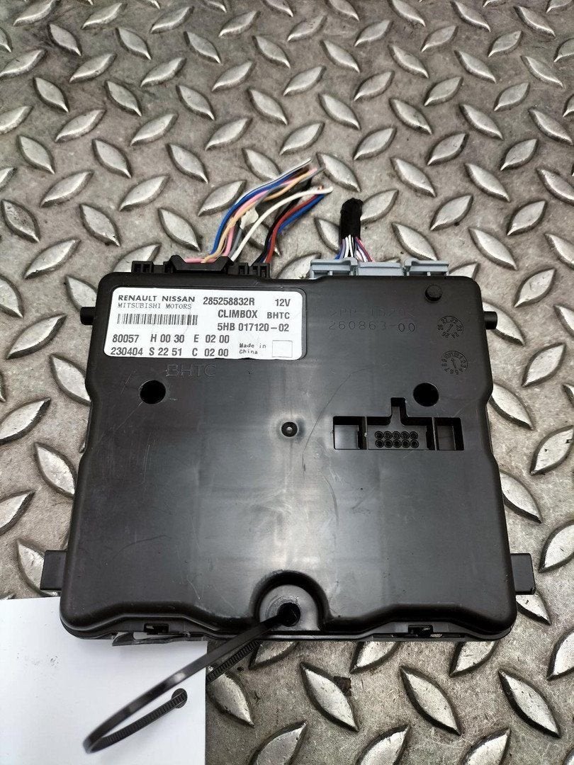 RENAULT CAPTUR CAPTUR II EUROPA COMPUTER ECU 285258832R 2024, Ophalen of Verzenden, Gebruikt, ARN erkend