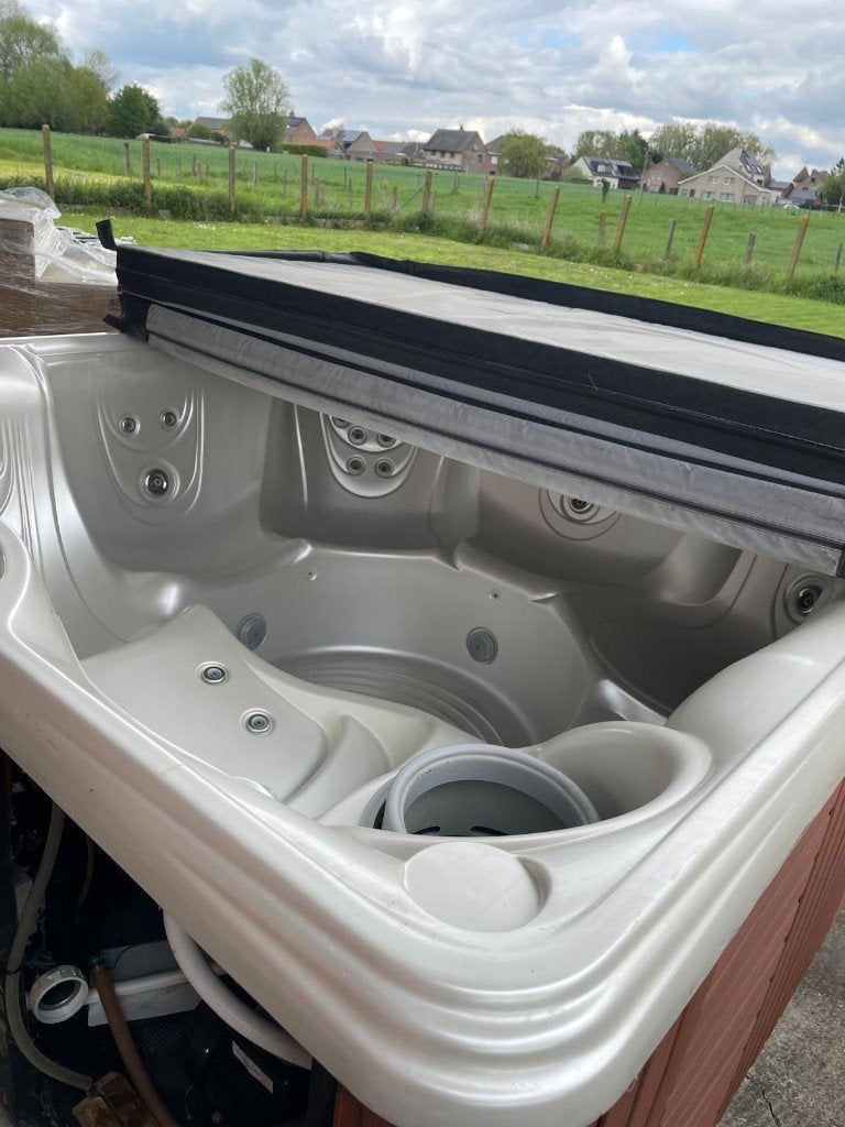 jacuzzi gratis, Jardin & Terrasse, Enlèvement, Utilisé, Couverture, Fixé
