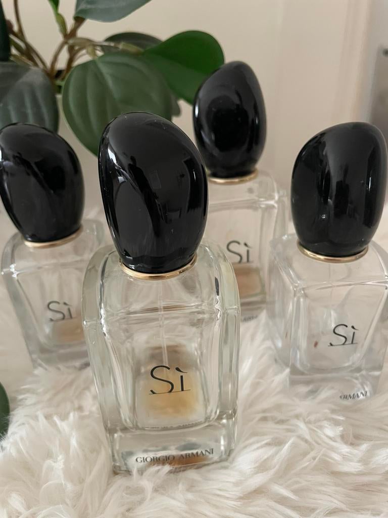 Verzameling originele Giorgio Armani Sì parfumflacons, Ophalen, Zo goed als nieuw