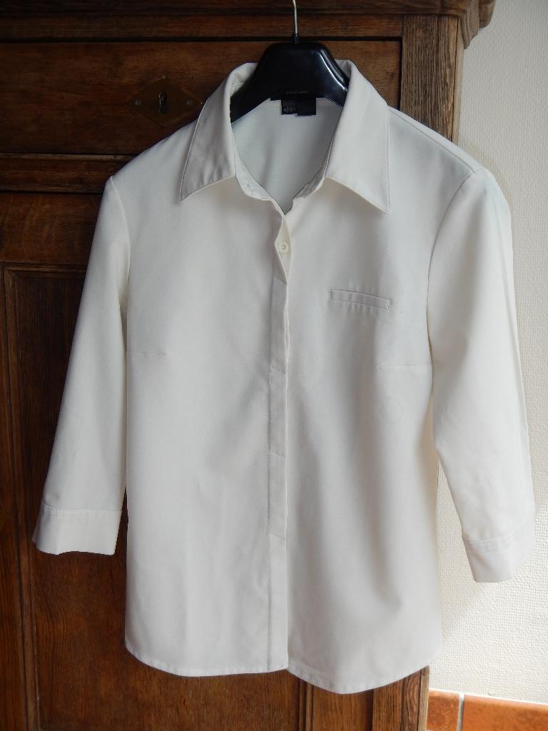 blouses T36, Kleding | Dames, Blouses en Tunieken, Ophalen of Verzenden, Zo goed als nieuw, Maat 36 (S), Beige