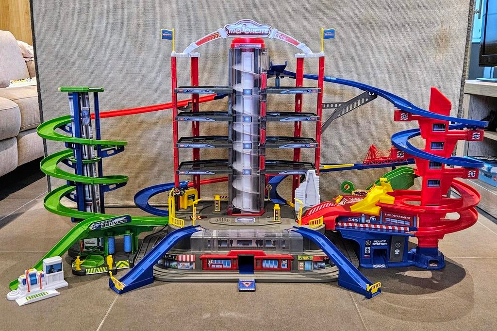 Majorette Super City Garage, Kinderen en Baby's, Elektrisch, Ophalen, Overige merken, Racebaan