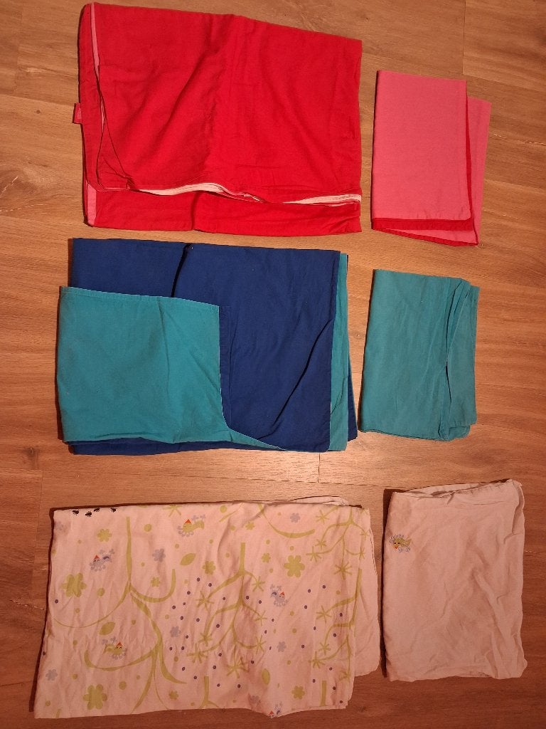 3 dekbedovertrekken en 2 matrashoezen voor bed 70x160, Enlèvement, Utilisé, 140 à 160 cm, 70 à 85 cm
