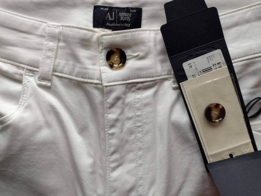 AJ Wit – NIEUW met Label, 31 - slim fit, Kleding | Dames, Armani, Wit, Nieuw, Ophalen of Verzenden