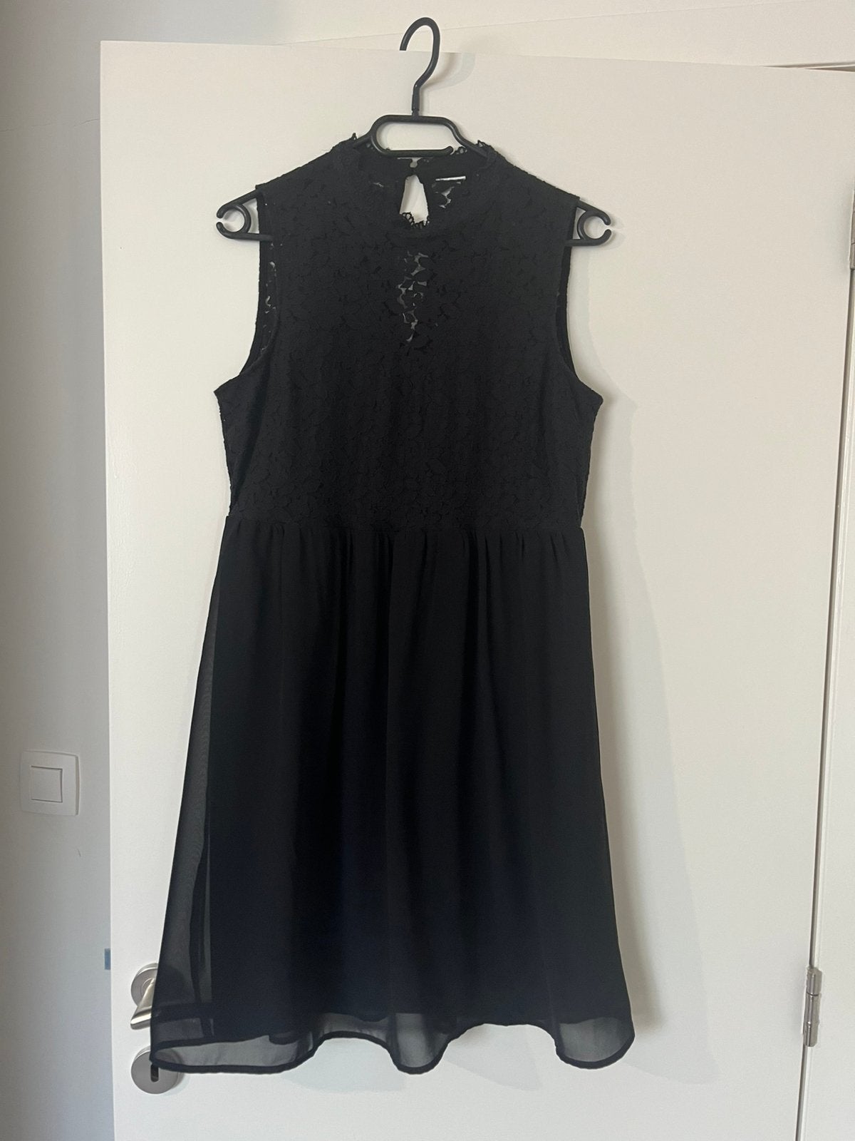 Zwart kleed met kant M, Kleding | Dames, Ophalen of Verzenden, Zo goed als nieuw, Maat 38/40 (M), Zwart