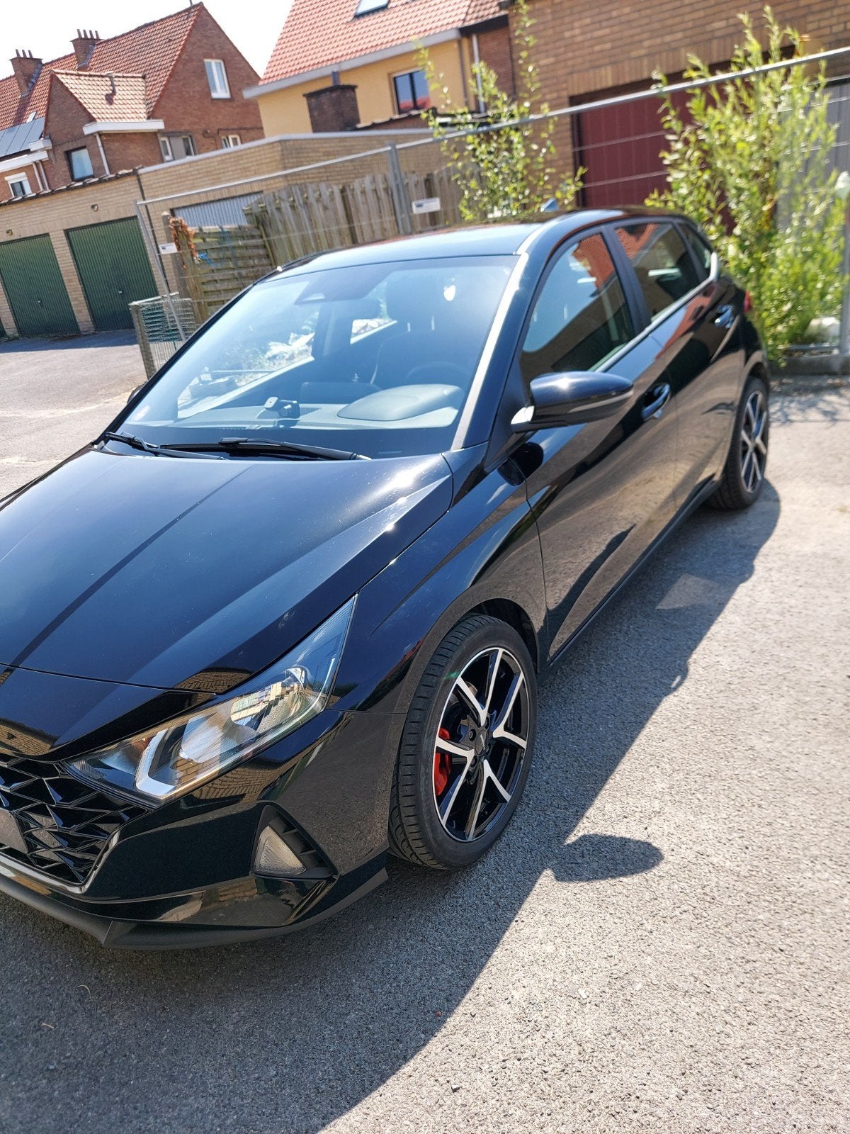 Hyundai i20, 1.0 l Turbo. Zwart met zwarte stoffen zetels, Te koop, Radio, I20