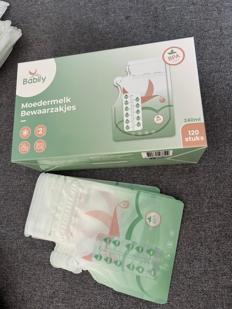 Babily moedermelk bewaarzakjes, Kinderen en Baby's, Ophalen, Zo goed als nieuw