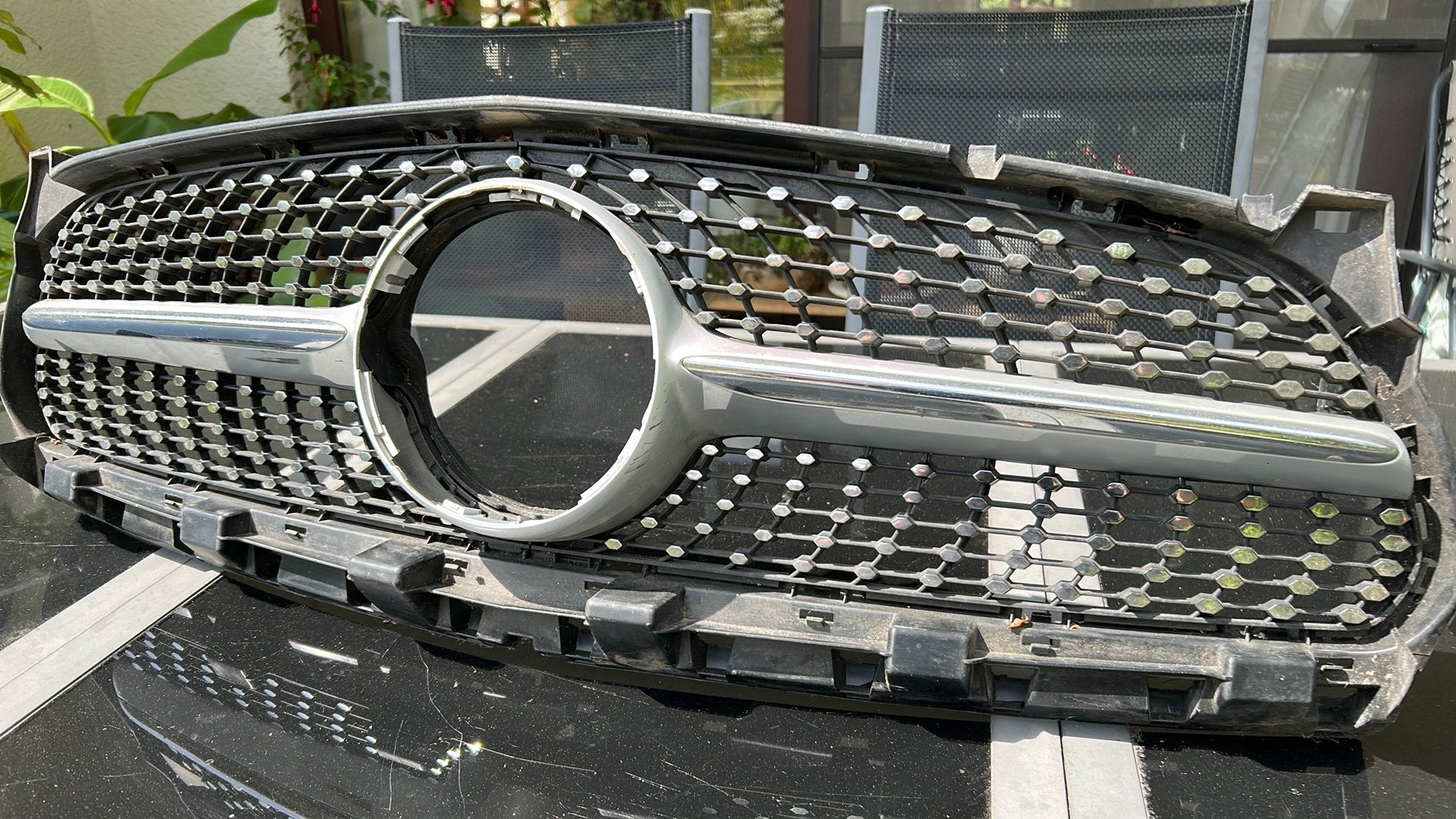Originele Mercedes 180E diamant grille, Ophalen