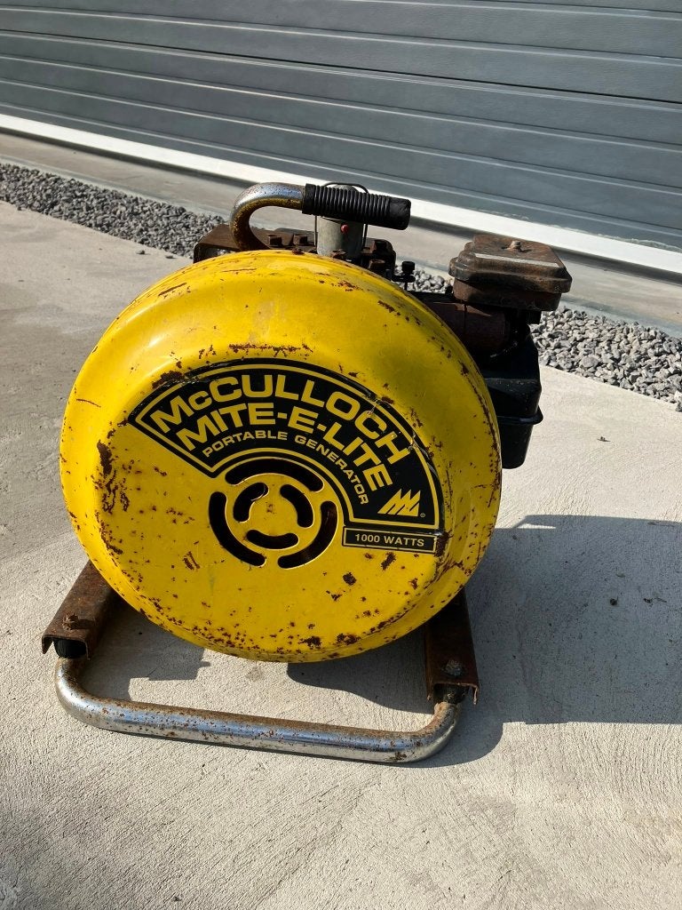 McCulloch mite-e-lite generator, Doe-het-zelf en Bouw, Aggregaten, Gebruikt, Benzine, Ophalen