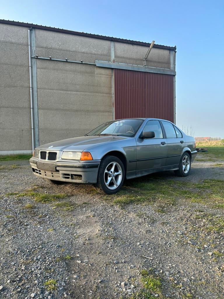 Bmw e36 318i, Autos, Achat, Particulier, Essence, Série 3