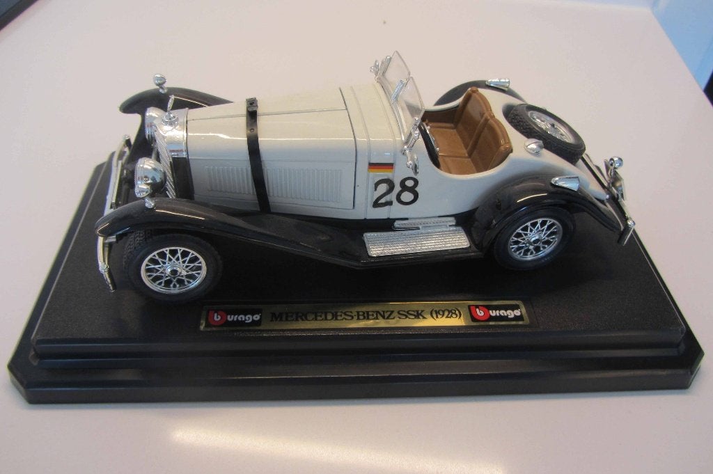 Modelauto Mercedes Benz SSK 1928 schaal 1:24, Hobby & Loisirs créatifs, Enlèvement ou Envoi, Comme neuf, Voiture, Burago