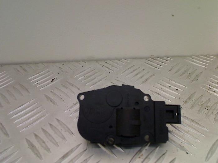 Clapet chauffage moteur d'un Mercedes C-Klasse, 3 mois de garantie, Utilisé, -, -