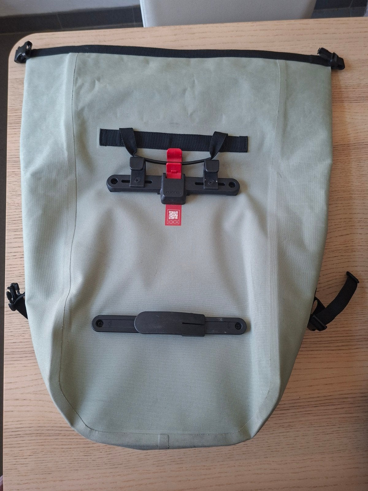 Sacoche vélo imperméable Decathlon vert sauge 54 x 34 x 17 c, Enlèvement ou Envoi