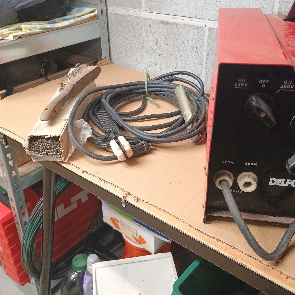 Laspost Saturn, Doe-het-zelf en Bouw, Ophalen, Gebruikt, Minder dan 150 ampère, Elektroden