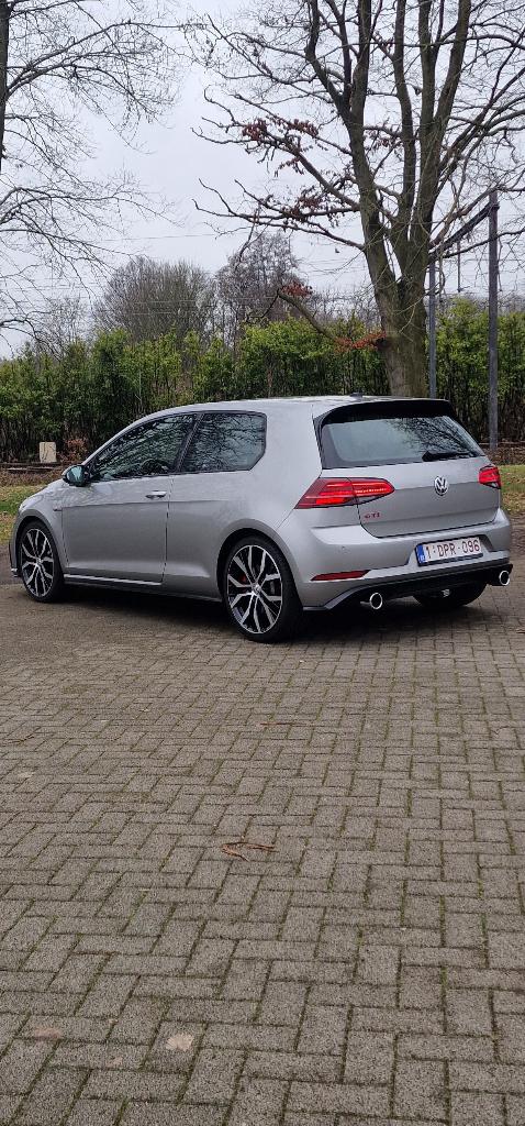 Golf 7.5 gti performance 3 deur handgeschakeld, Autos, Argent ou Gris, Boîte manuelle, Entretenue par le concessionnaire, Noir