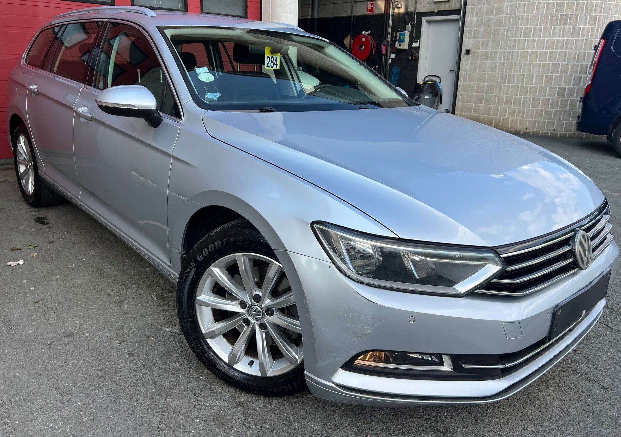 Volkswagen Passat Variant SW 2.0 CR TDi Comfortline + EURO 6, Argent ou Gris, Achat, Entreprise, 5 portes