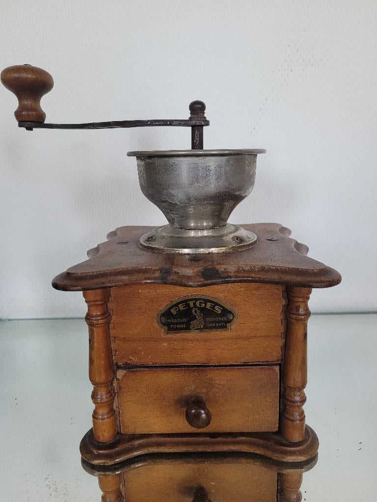 PETGES moulin à café mécanique ancien/fabr. Belge/1940, Enlèvement ou Envoi