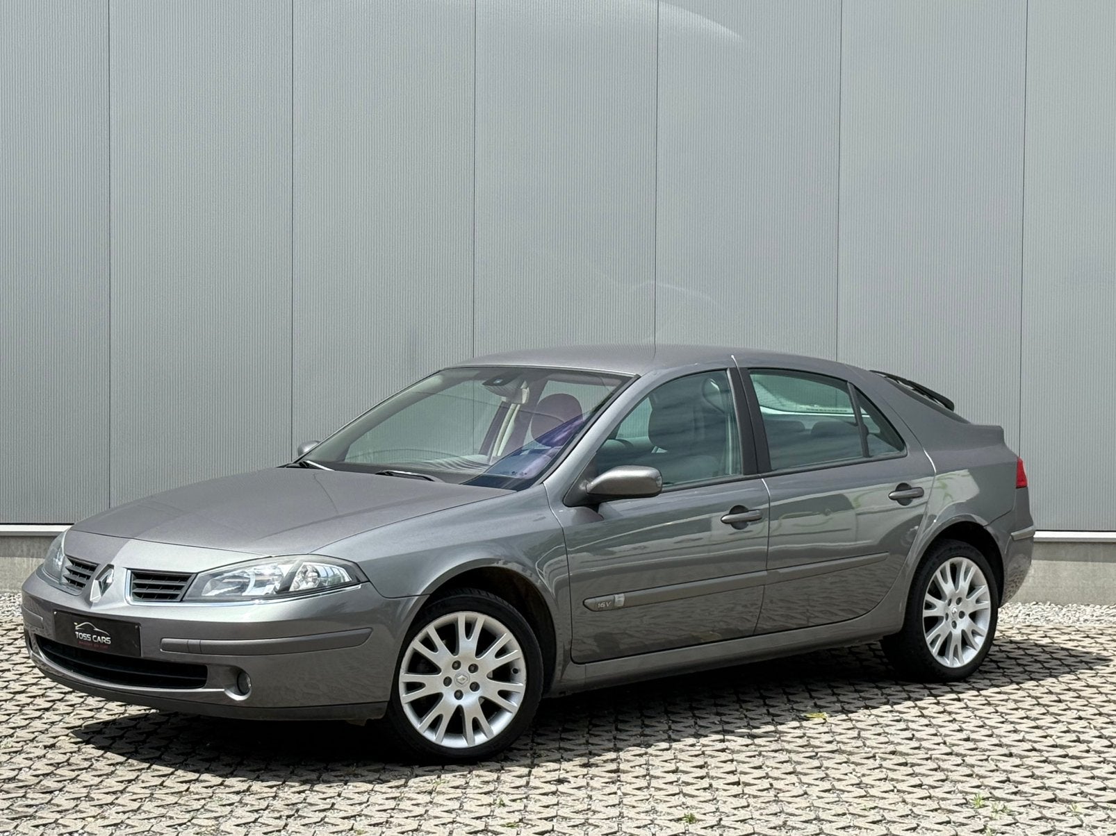 ✅Renault Laguna 1.6i 16V | Airco | Gekeurd vvk | Proper, Auto's, Laguna, Stof, Bedrijf, Handgeschakeld