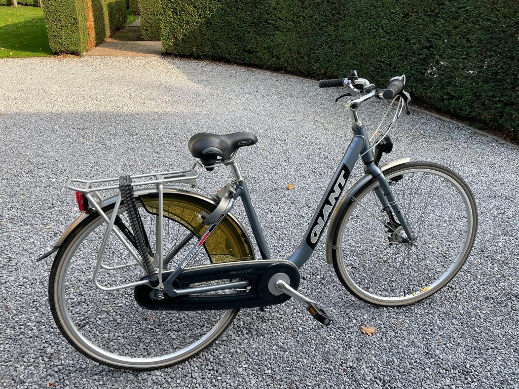 Damesfiets GIANT Melbourne, Fietsen en Brommers, Ophalen, (Extra) lage instap, Giant, Zo goed als nieuw