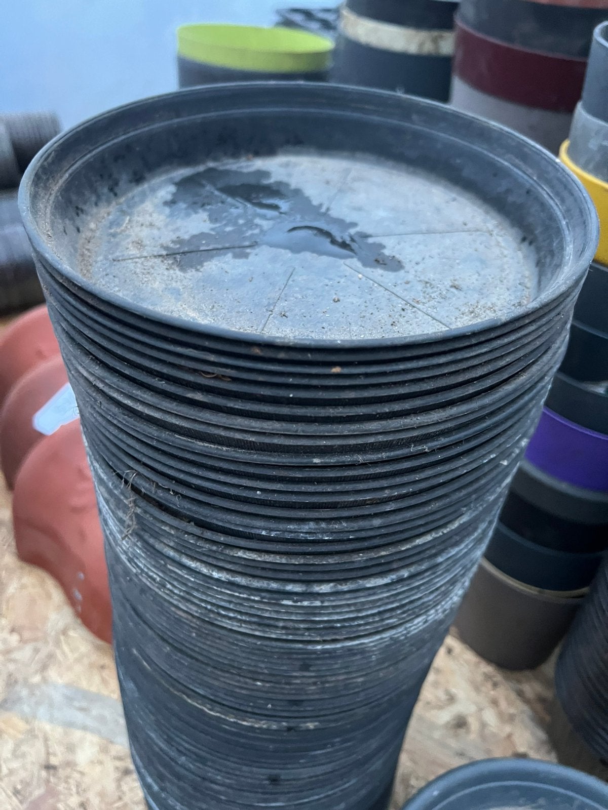 plastieken onderschalen voor grote bloempotten, Jardin & Terrasse, Pots de fleurs, Comme neuf, Synthétique, Intérieur, Balcon