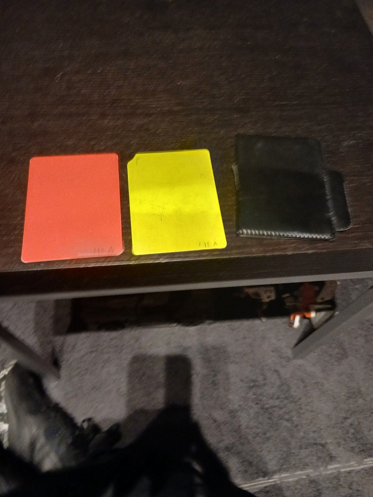 Originele FIFA Scheidsrechterskaarten (Rood/Geel) met Etui, Enlèvement ou Envoi, Utilisé
