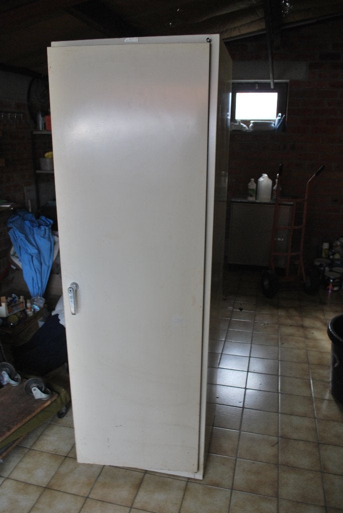 lockerkast in metaal, Huis en Inrichting, Ophalen, Gebruikt