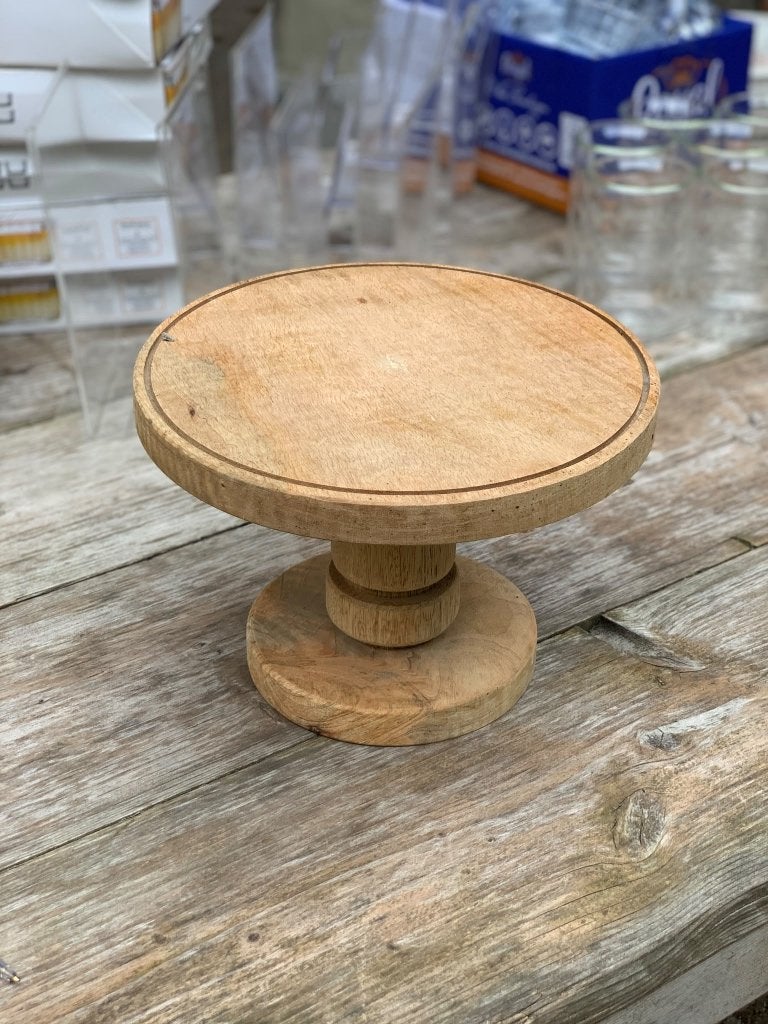 Houten staandertje, Ophalen, Hout, Houtsnijwerk
