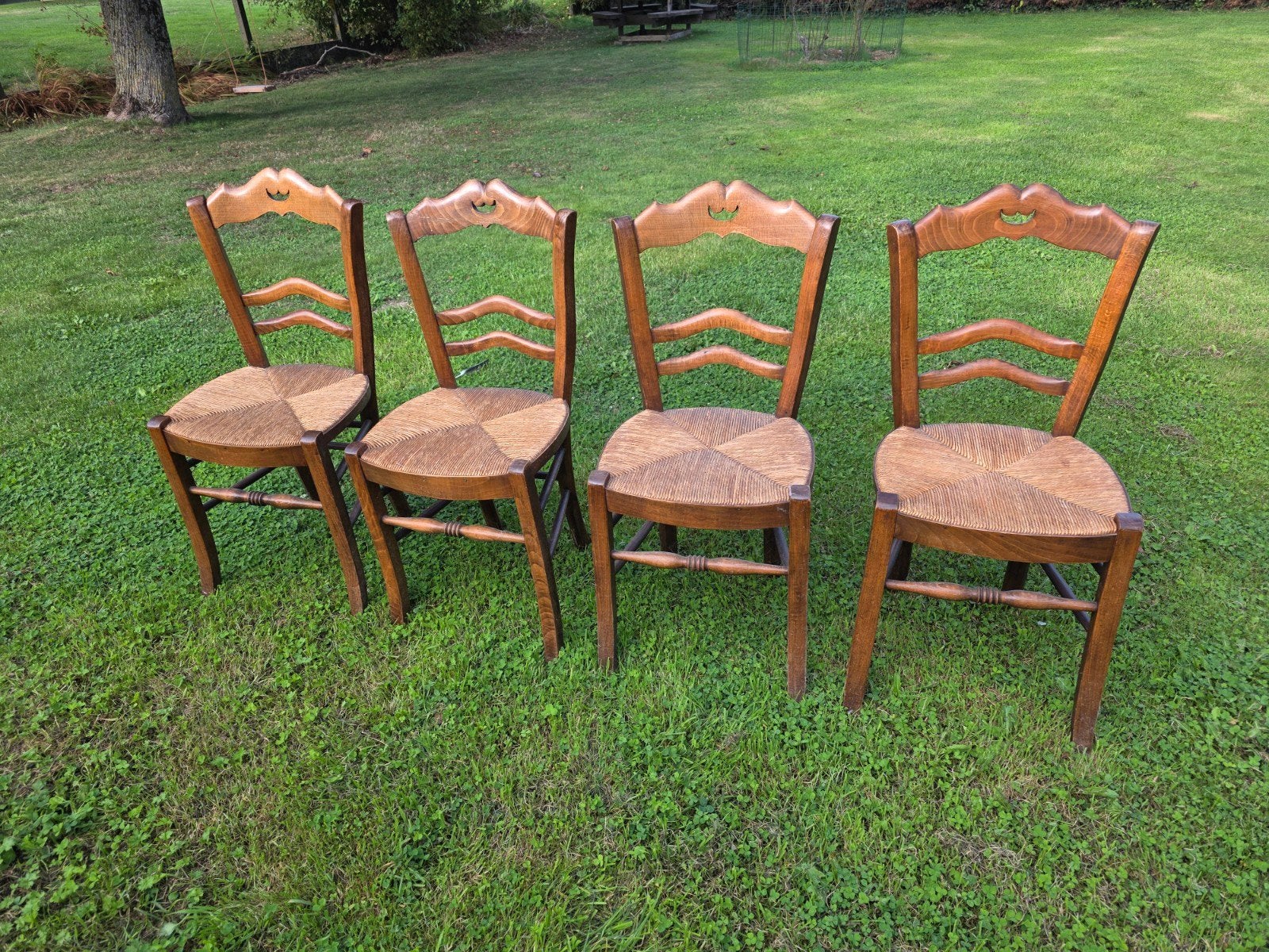 Lot de 4 chaises de campagne, Antiquités & Art, Enlèvement
