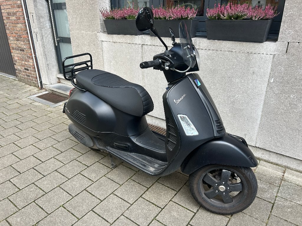 Vespa GTS Super Sport 125cc - RST "NOTTE" - mat zwart, Autres modèles, 125 cm³, Enlèvement, Utilisé