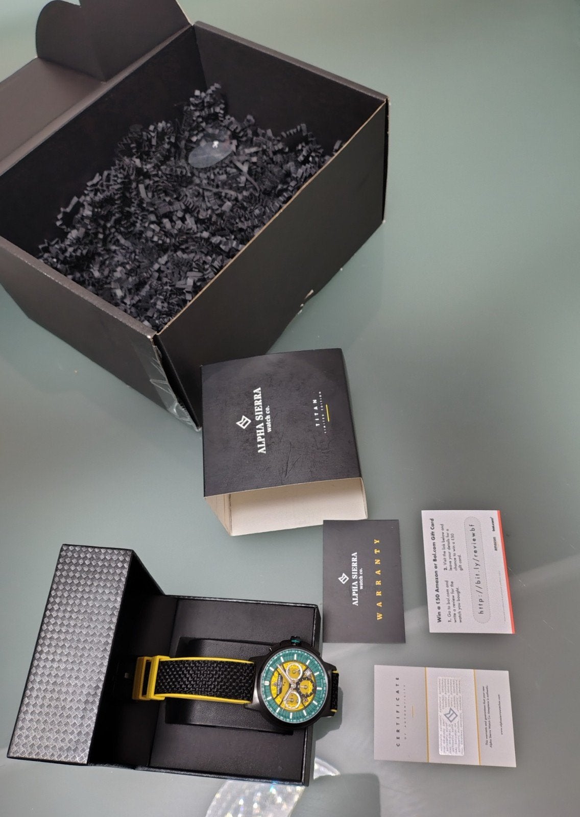 Montres Alpha sierra neuf!!! 120euro