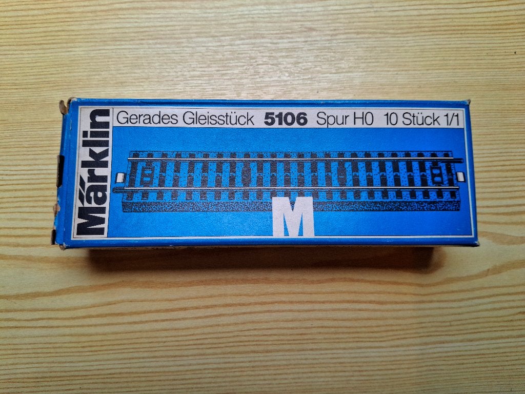 Märklin 5106 – Doos met 10 rechte M-rails, Ophalen, Wisselstroom, Gebruikt, Rails