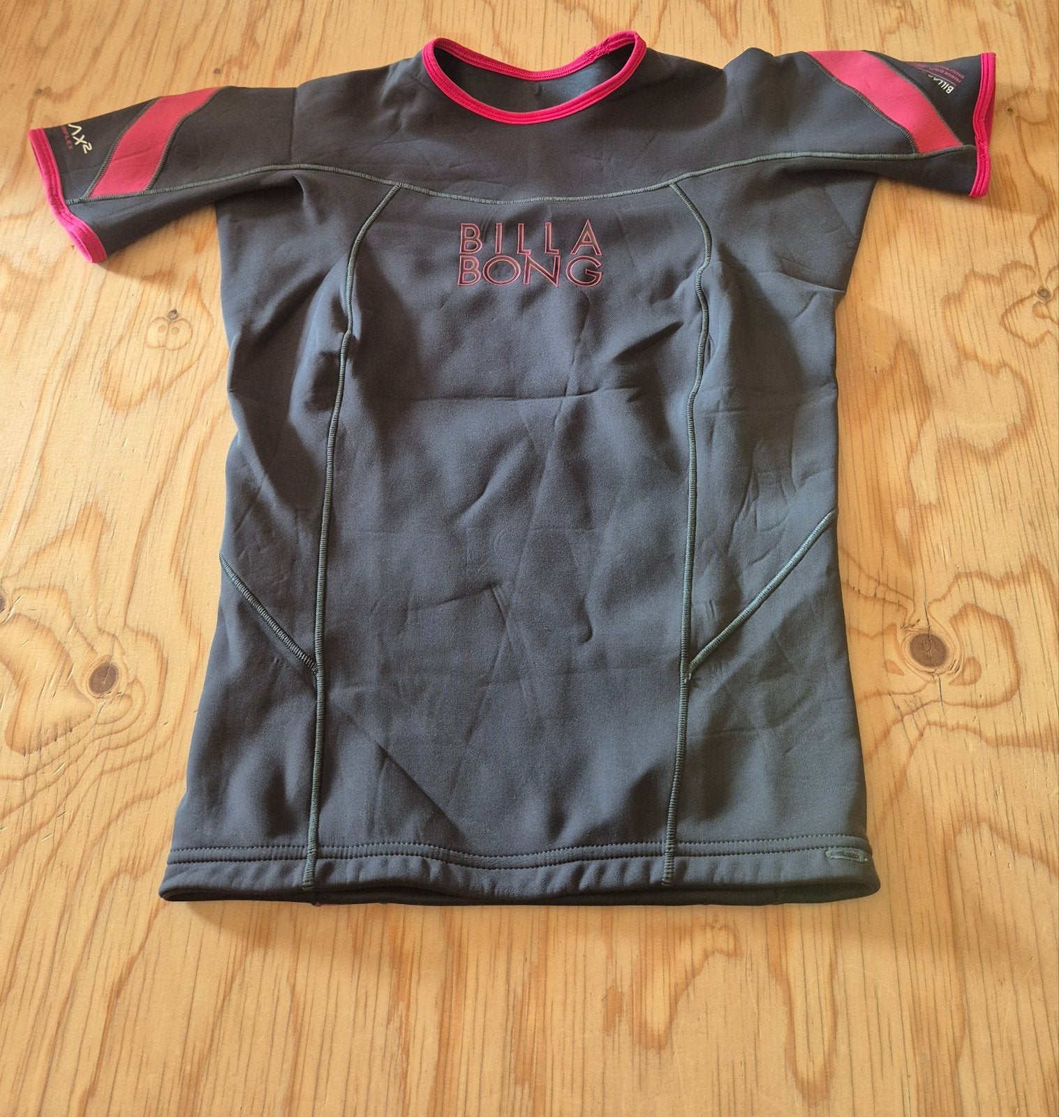 Neopreen T-shirt van Billabong van 1mm dik - Maat S, Kleding | Dames, Badmode en Zwemkleding, Overige typen, Zwart, Billabong