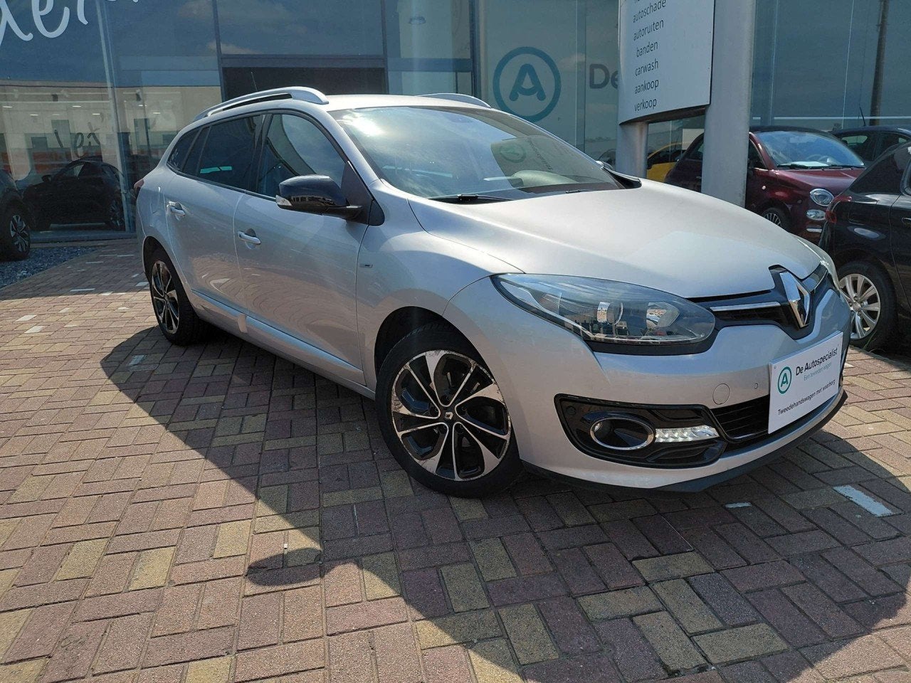 Renault Mégane BOSE Edition (année de construction 2015), Autos, Renault, 1197 cm³, Achat, Entreprise, https://public.car-pass.be/vhr/9c43710d-3708-412d-b240-a4c2f9f4b8f7