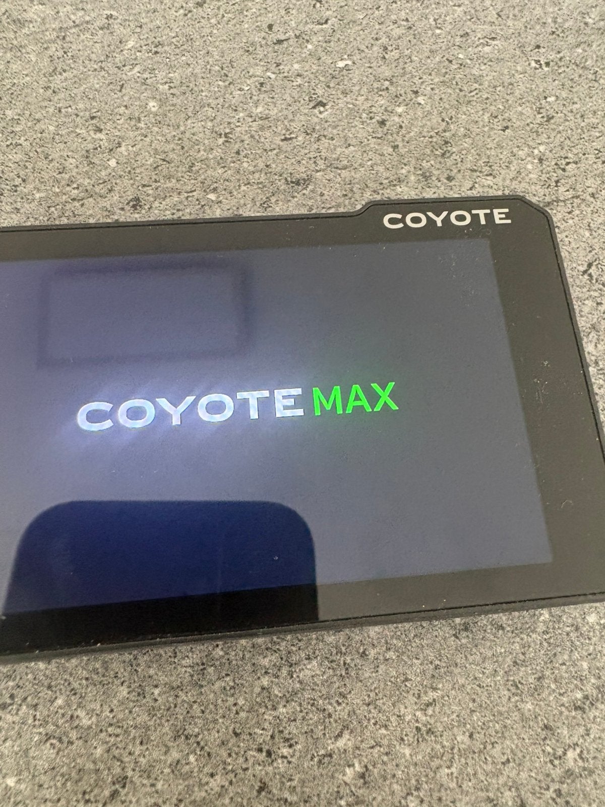Bijna nieuwe coyote max in uitstekende, met houders 8 m abo, Ophalen, Zo goed als nieuw