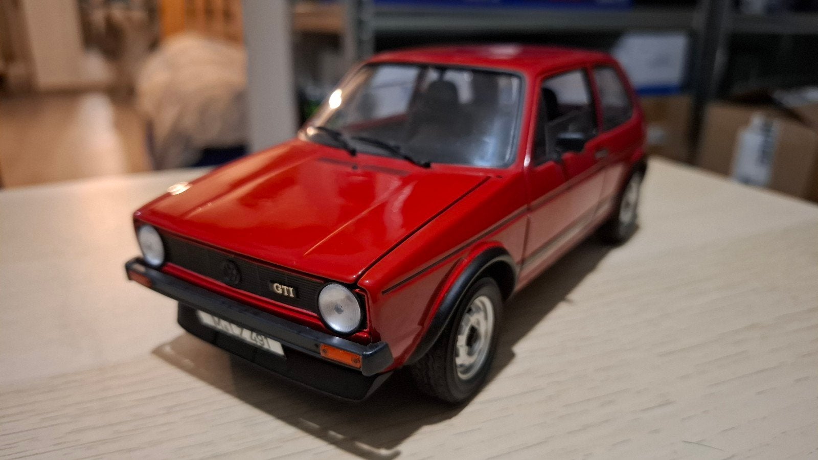 voiture miniature 1 18, Enlèvement ou Envoi, Comme neuf, Voiture, Norev