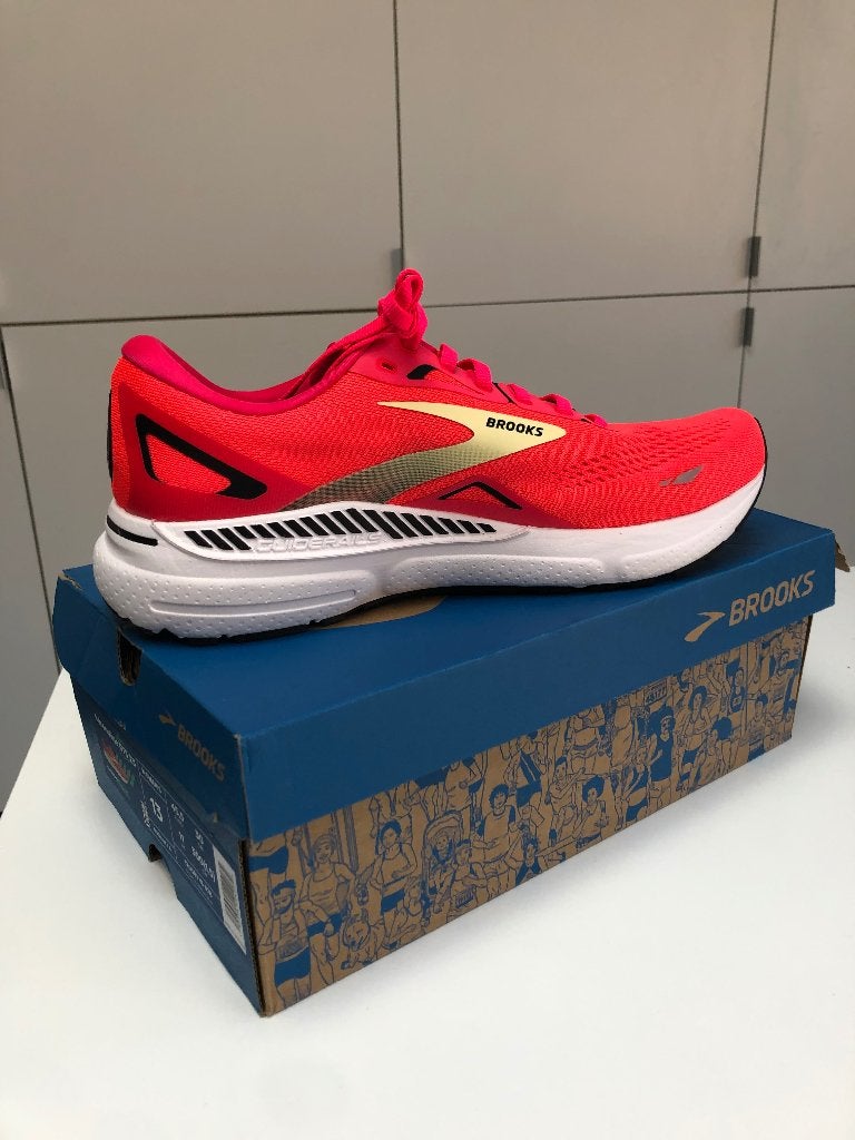 Brooks adrenaline gts 23 maat 45,5, Neuf, Autres marques, Course à pied, Chaussures de course à pied